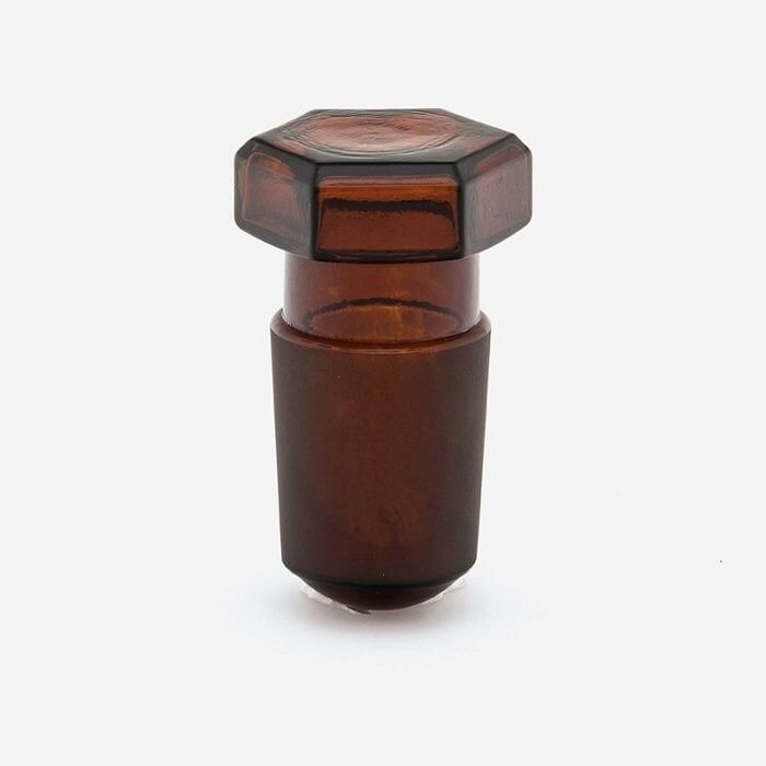 ISOLAB 051.04.001 tıpa - cam - amber - hexagonal kapaklı - NS 10/19 (1 adet )